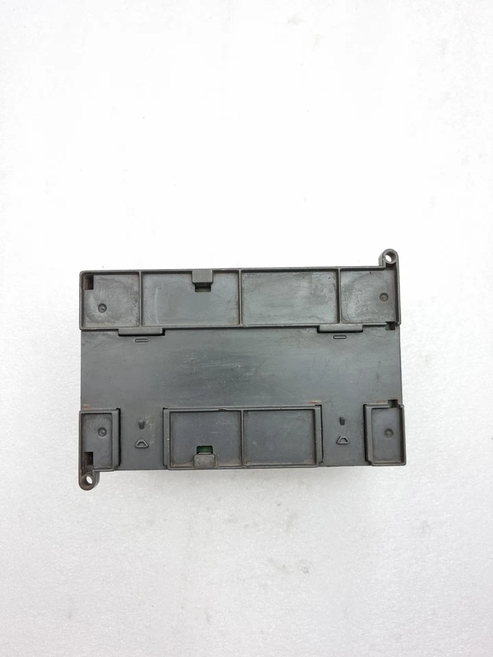 DELTA DVP32ES200T PROGRAMMABLE CONTROLLER 100-240VAC DVP32ES200T
